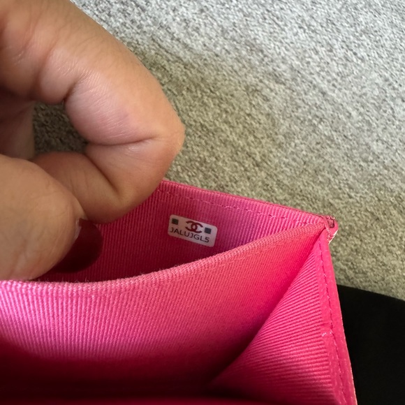 CHANEL CARD HOLDER/WALLET ON CHAIN - Picture 16 of 16